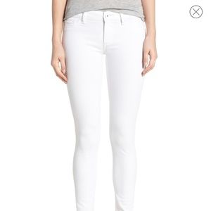 DL 1961 Emma White mid rise jeans